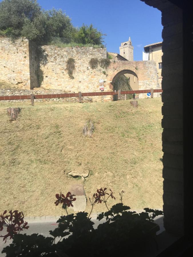 Appartamenti Il Criollo San Gimignano Exterior photo